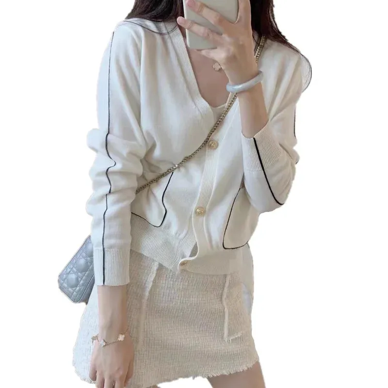 Flytonn- New knitted wool Cardigan Female Short Section Foundation sweater Autumn Winter V Neck Loose Show Thin Cashmere Coat