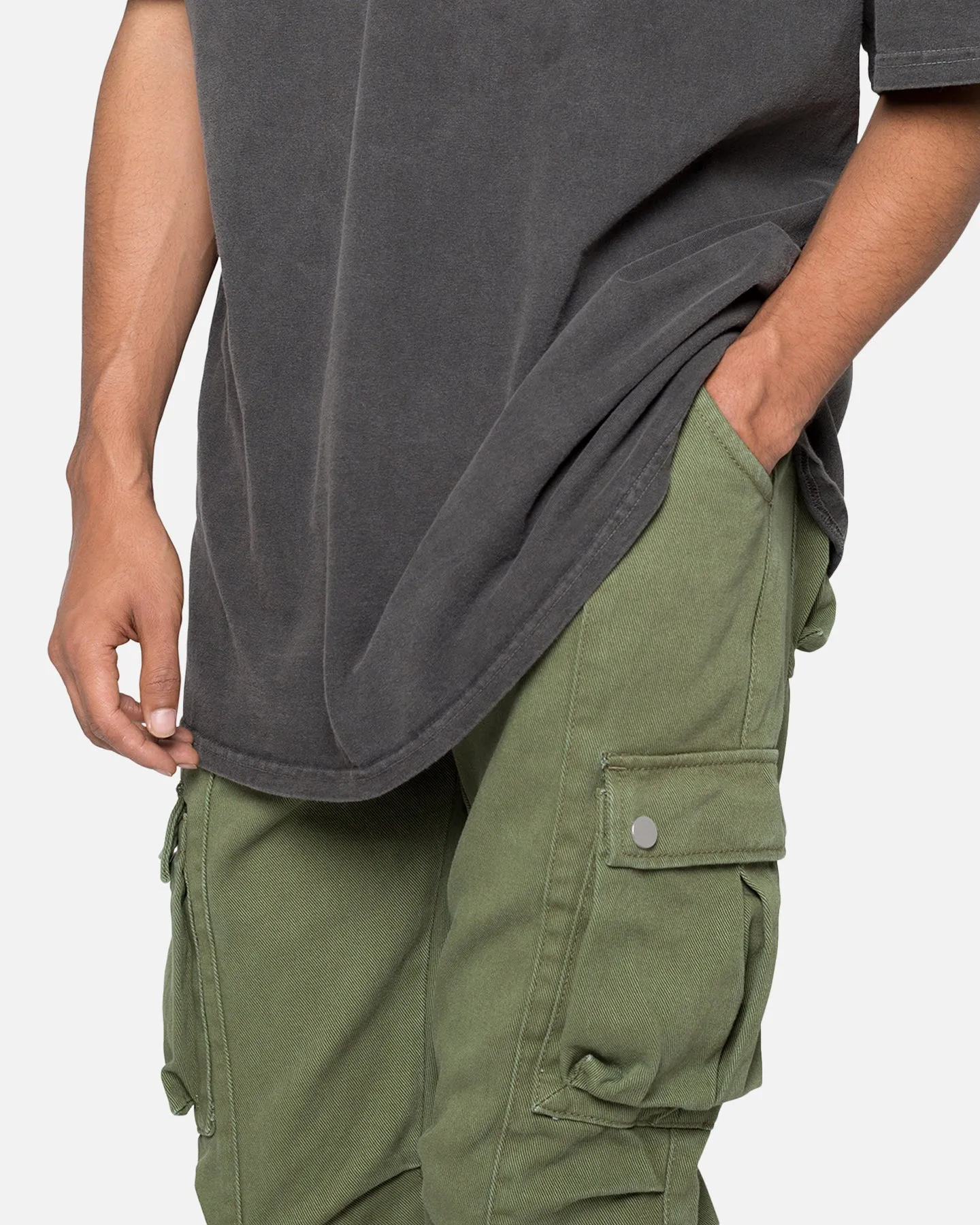 MNML Front Zip Flare Cargo Pants Olive