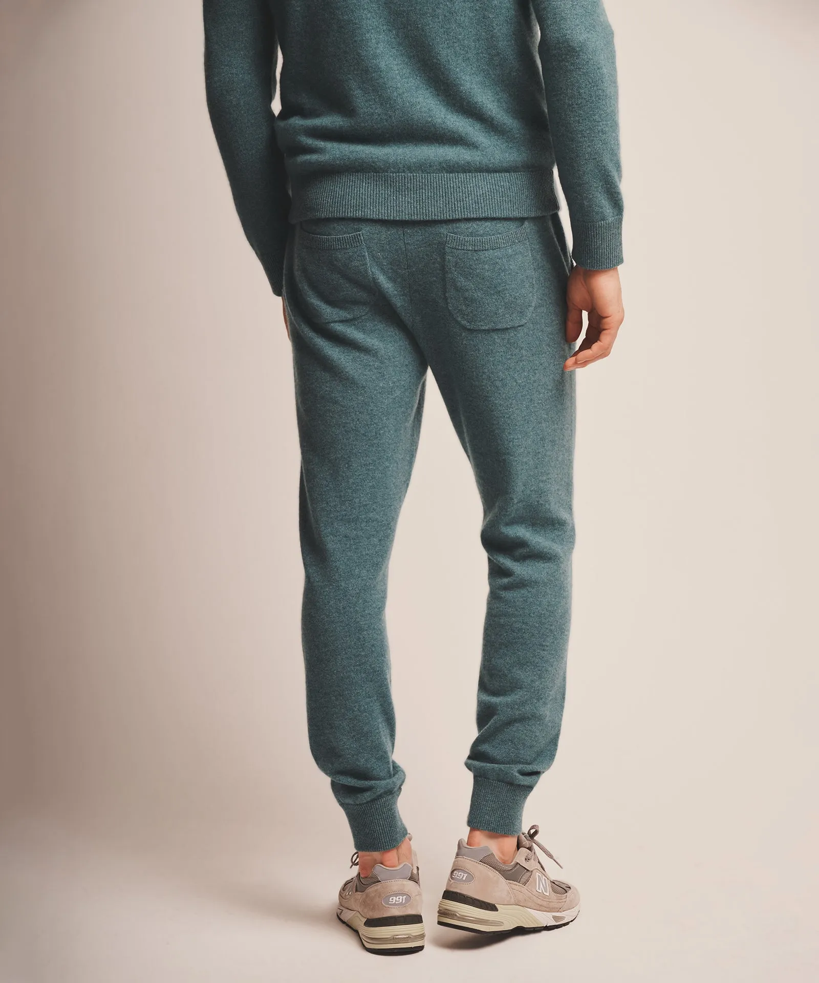 Off-Duty Cashmere Jogger