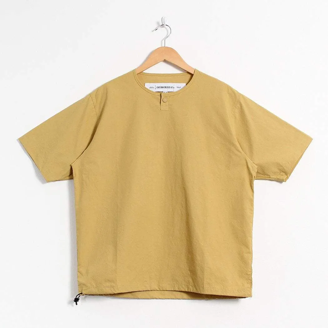 Uniform Bridge Henley Neck T-shirt