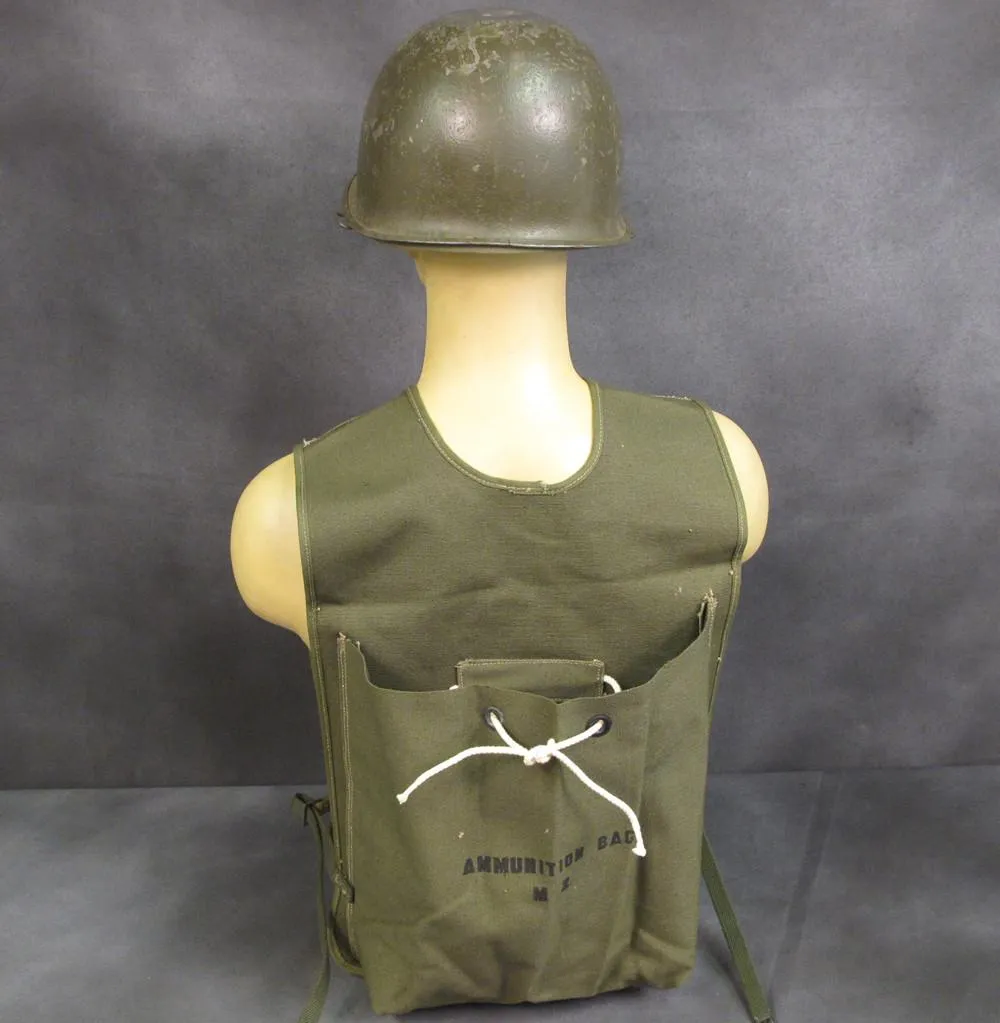 U.S. WWII 60mm & 81mm Mortar M2 Ammunition Vest: Unissued